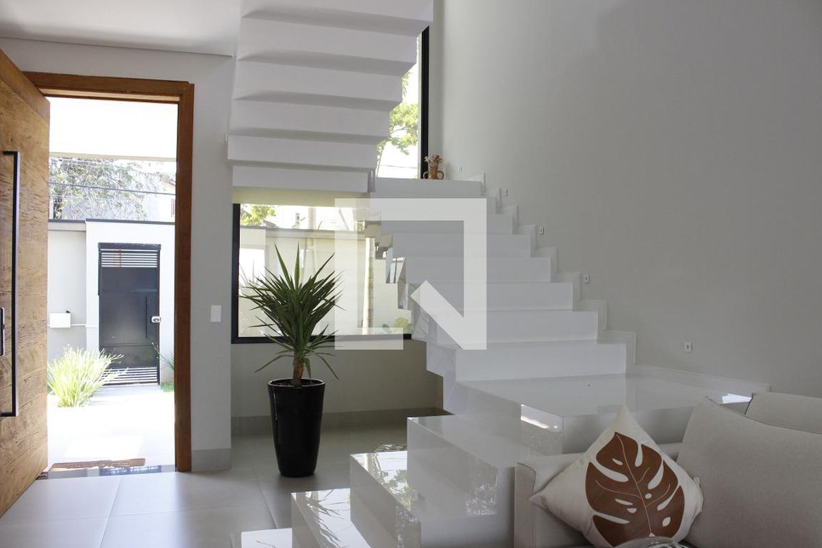 Casa à Venda - Vila Brandina, 3 Quartos,  170 m2 em , Campinas - sp | SoloBR
