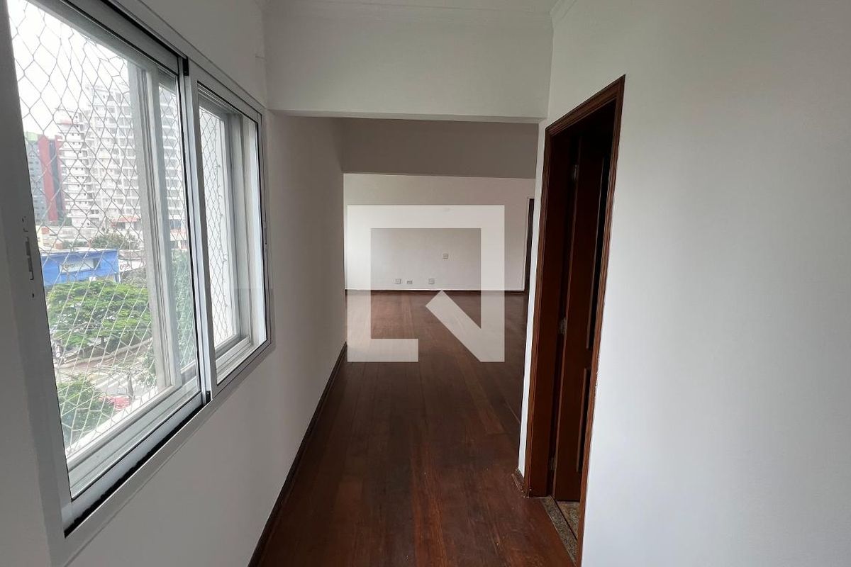 Apartamento, 3 quartos, 181 m² - Foto 2