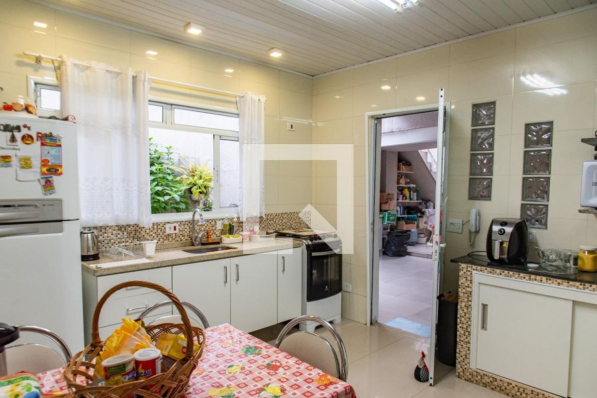 Casa, 2 quartos, 180 m² - Foto 29
