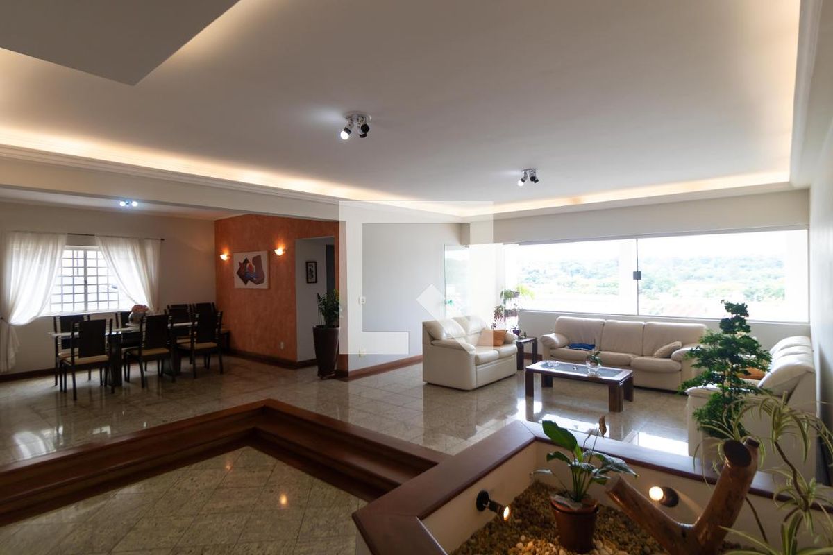 Casa à Venda - Vila Brandina, 4 Quartos,  540 m2 em , Campinas - sp | SoloBR