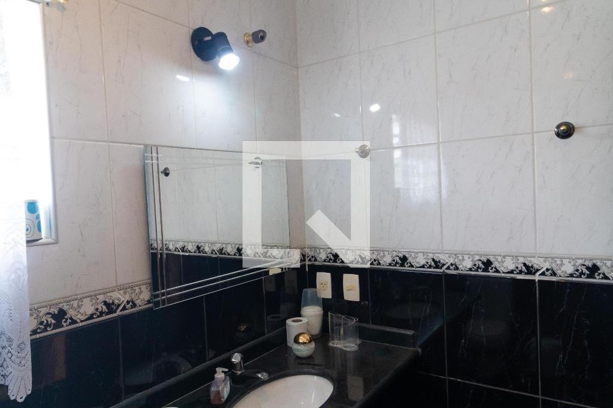 Casa à Venda - Vila Brandina, 4 Quartos,  540 m2 em , Campinas - sp | SoloBR