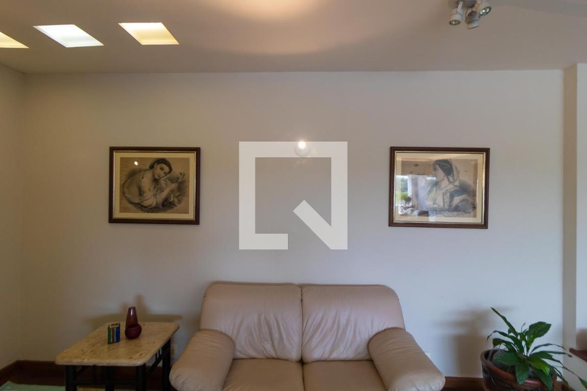 Casa à Venda - Vila Brandina, 4 Quartos,  540 m2 em , Campinas - sp | SoloBR