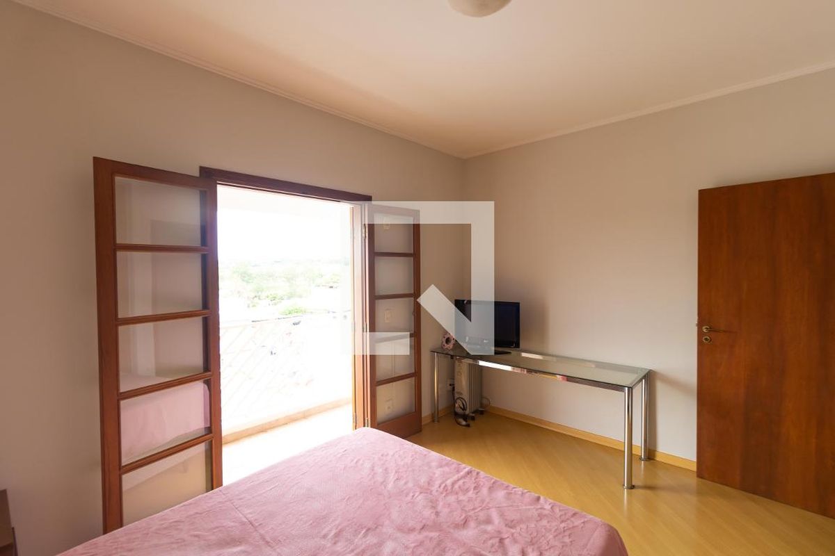 Casa à Venda - Vila Brandina, 4 Quartos,  540 m2 em , Campinas - sp | SoloBR