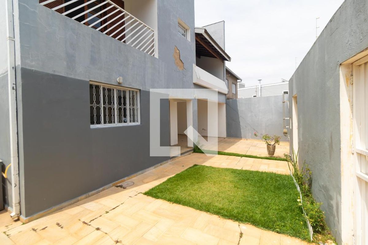 Casa à Venda - Vila Brandina, 4 Quartos,  540 m2 em , Campinas - sp | SoloBR