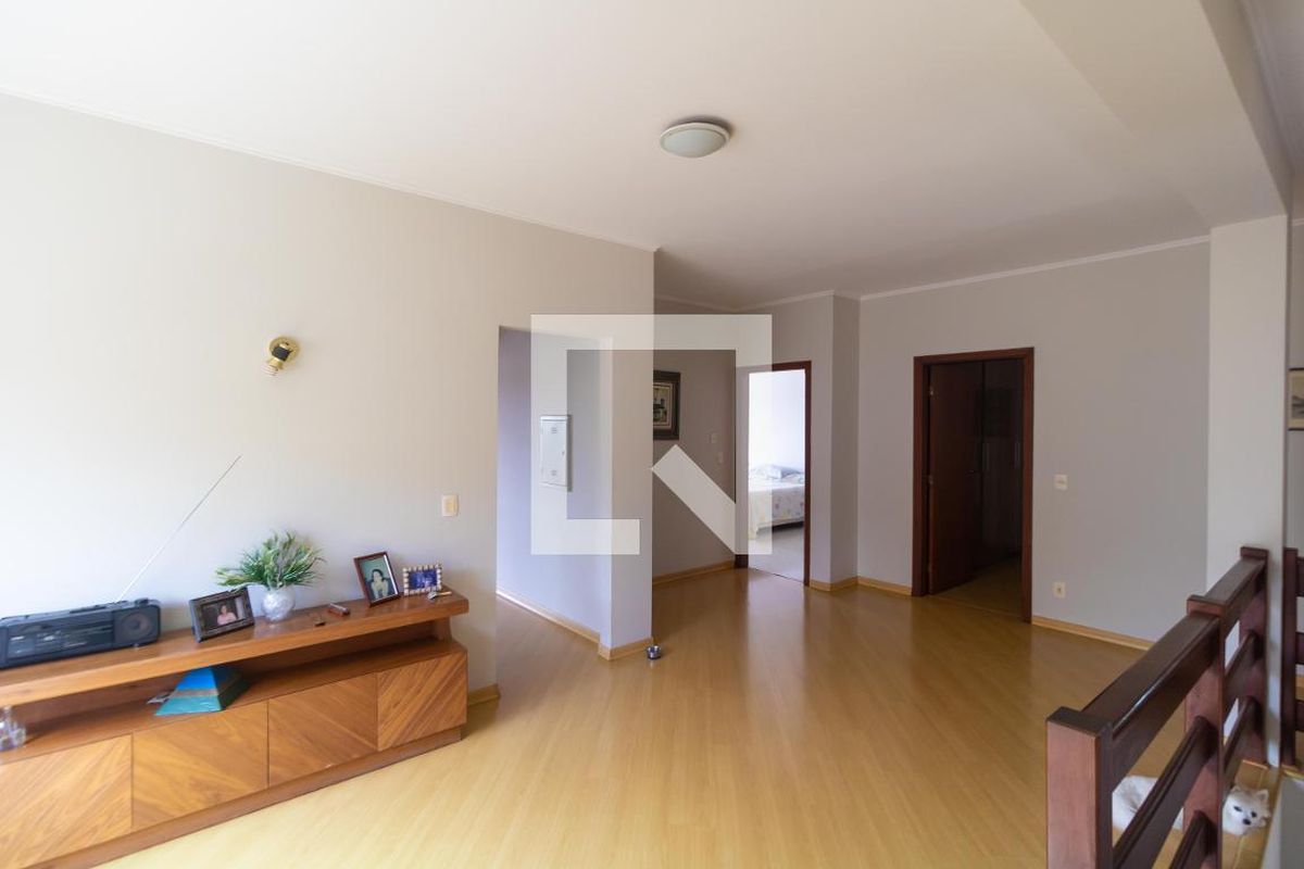 Casa à Venda - Vila Brandina, 4 Quartos,  540 m2 em , Campinas - sp | SoloBR