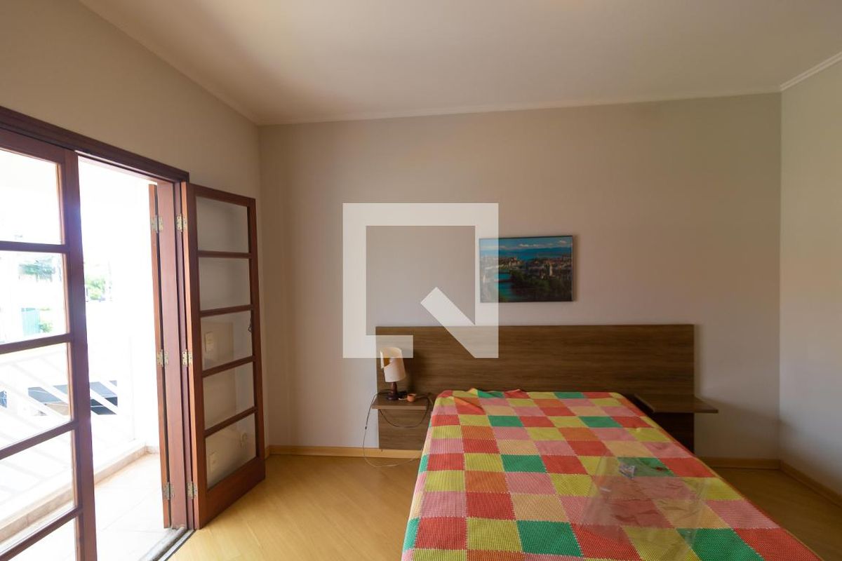 Casa à Venda - Vila Brandina, 4 Quartos,  540 m2 em , Campinas - sp | SoloBR