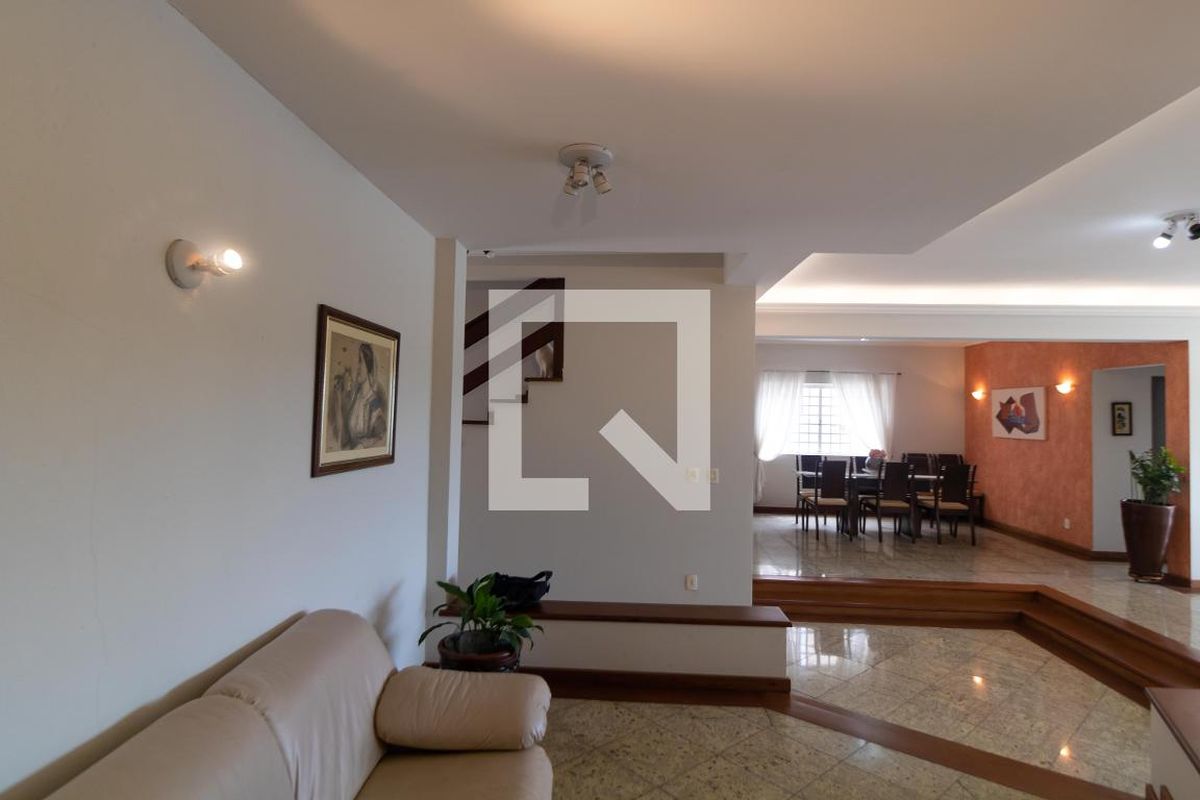 Casa à Venda - Vila Brandina, 4 Quartos,  540 m2 em , Campinas - sp | SoloBR