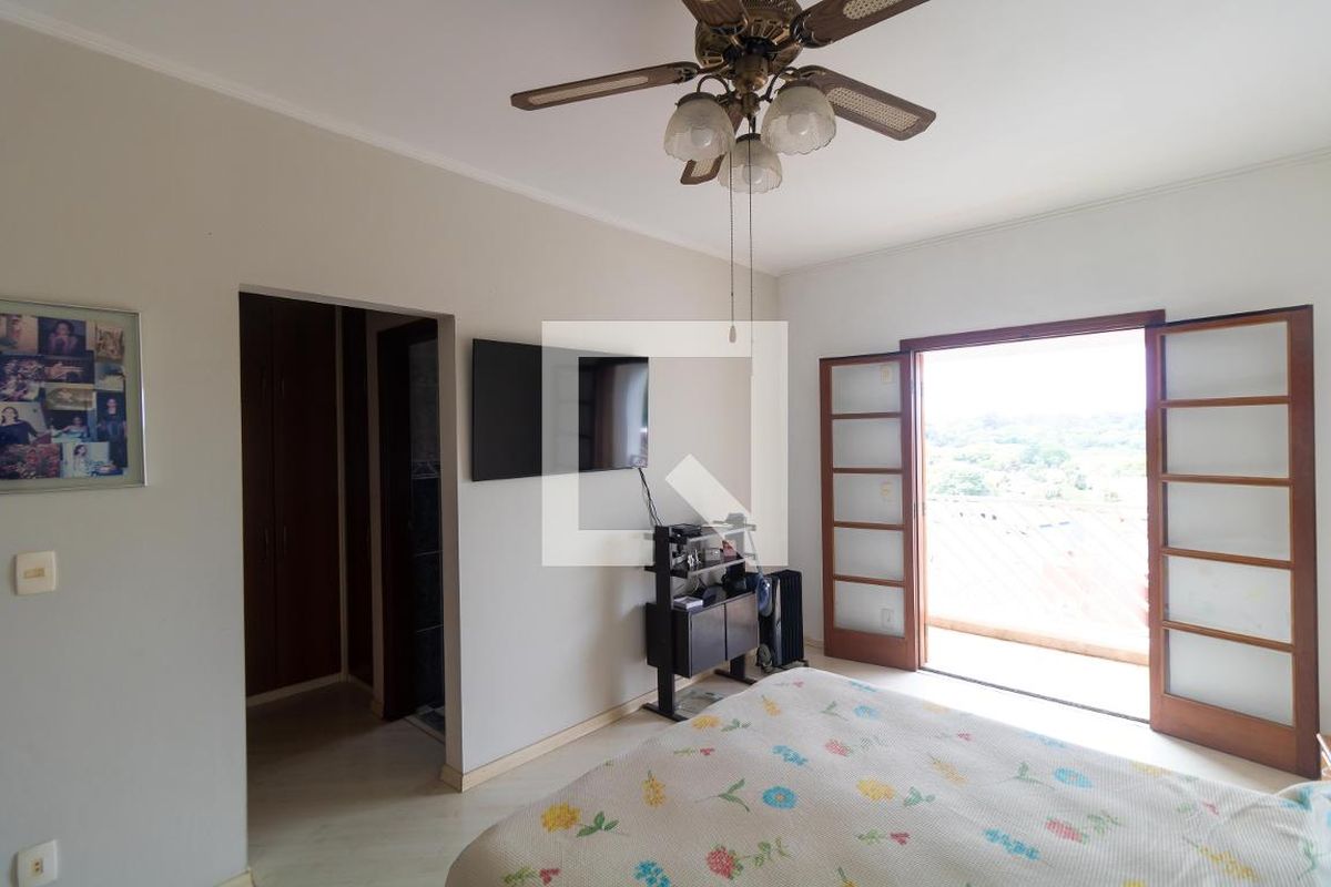 Casa à Venda - Vila Brandina, 4 Quartos,  540 m2 em , Campinas - sp | SoloBR