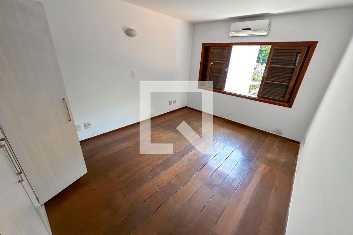 Casa, 3 quartos, 180 m² - Foto 35