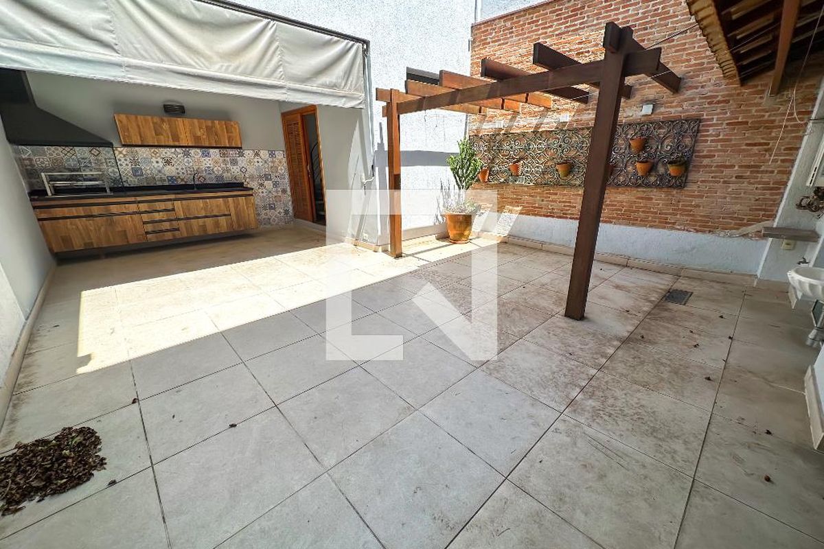 Casa, 3 quartos, 180 m² - Foto 47