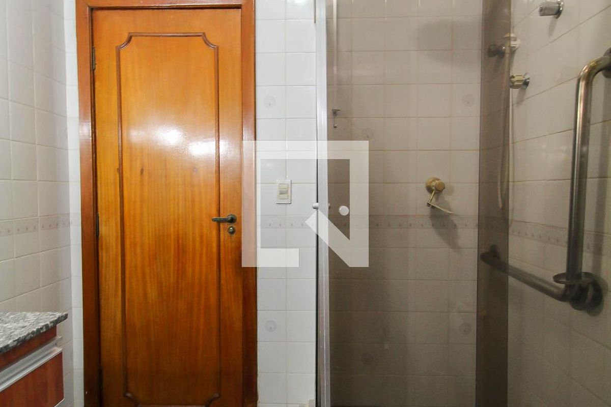 Casa, 3 quartos, 225 m² - Foto 52