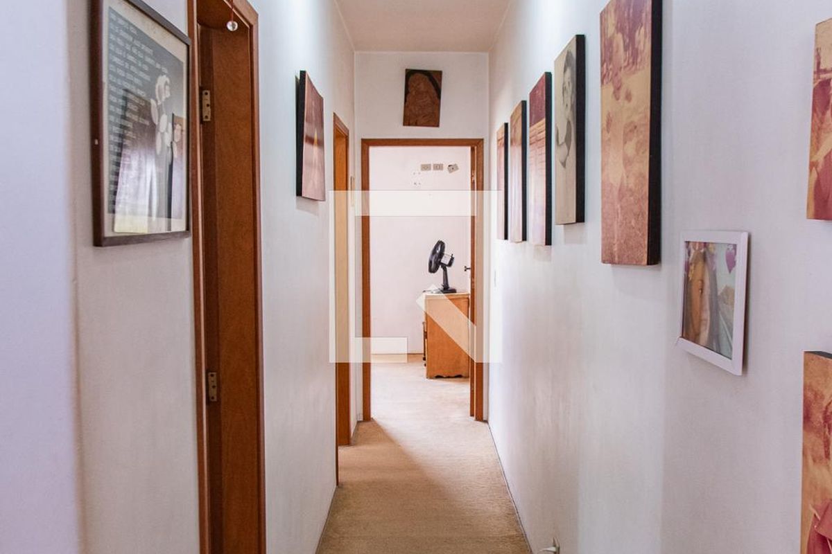 Casa, 4 quartos, 260 m² - Foto 50
