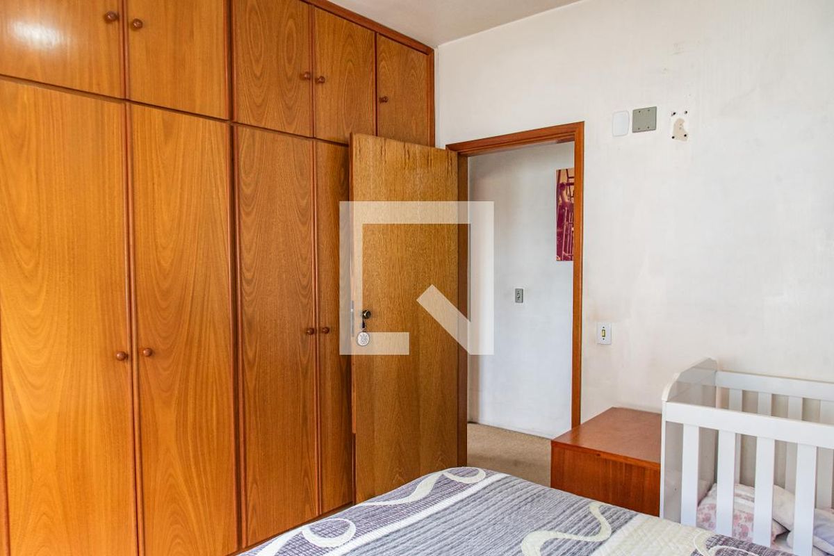 Casa, 4 quartos, 260 m² - Foto 64