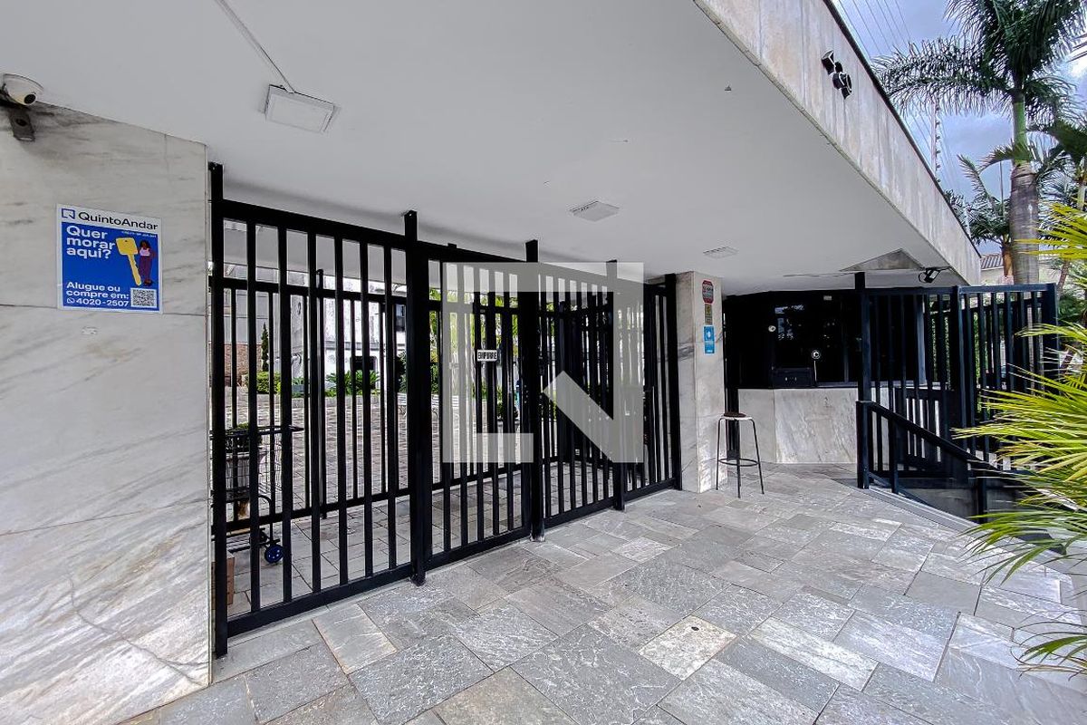 Apartamento, 3 quartos, 200 m² - Foto 246