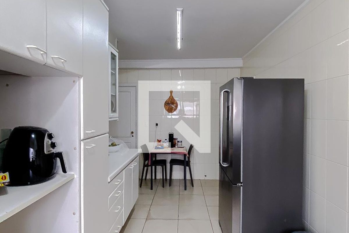 Apartamento, 3 quartos, 200 m² - Foto 166