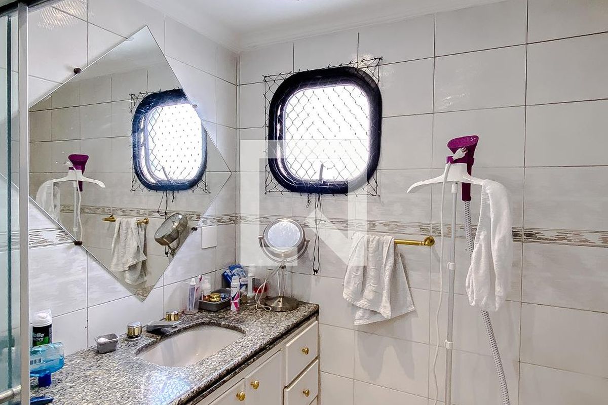 Apartamento, 3 quartos, 200 m² - Foto 142