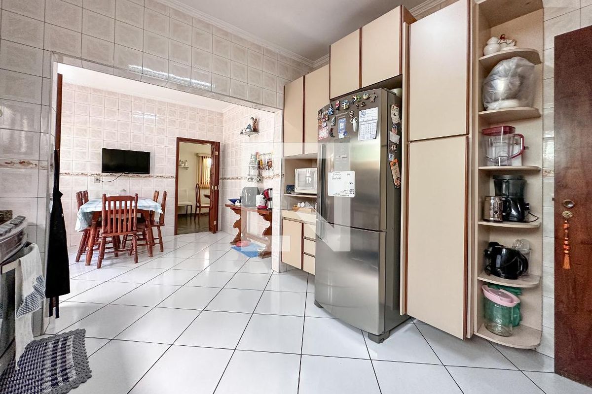 Casa, 3 quartos, 270 m² - Foto 124