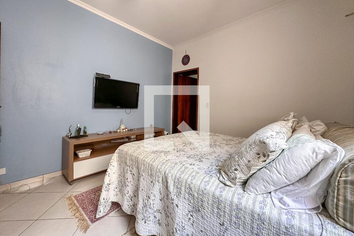 Casa, 3 quartos, 270 m² - Foto 80