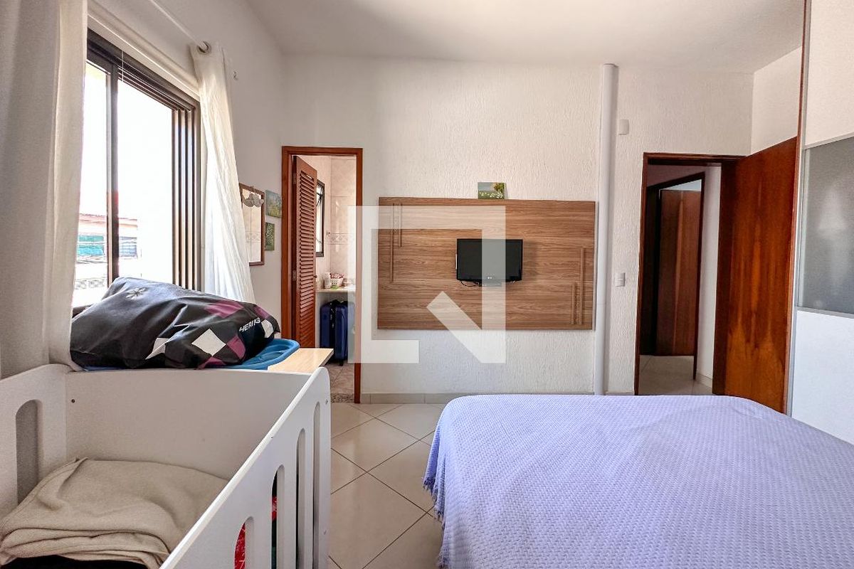 Casa, 3 quartos, 270 m² - Foto 58