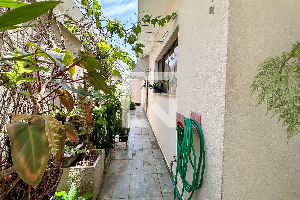 Casa, 3 quartos, 270 m² - Foto 152