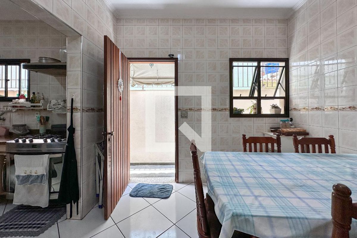 Casa, 3 quartos, 270 m² - Foto 114