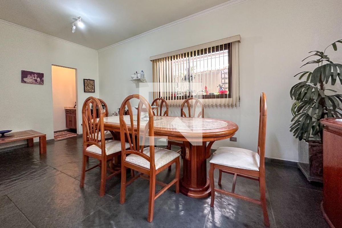 Casa, 3 quartos, 270 m² - Foto 8