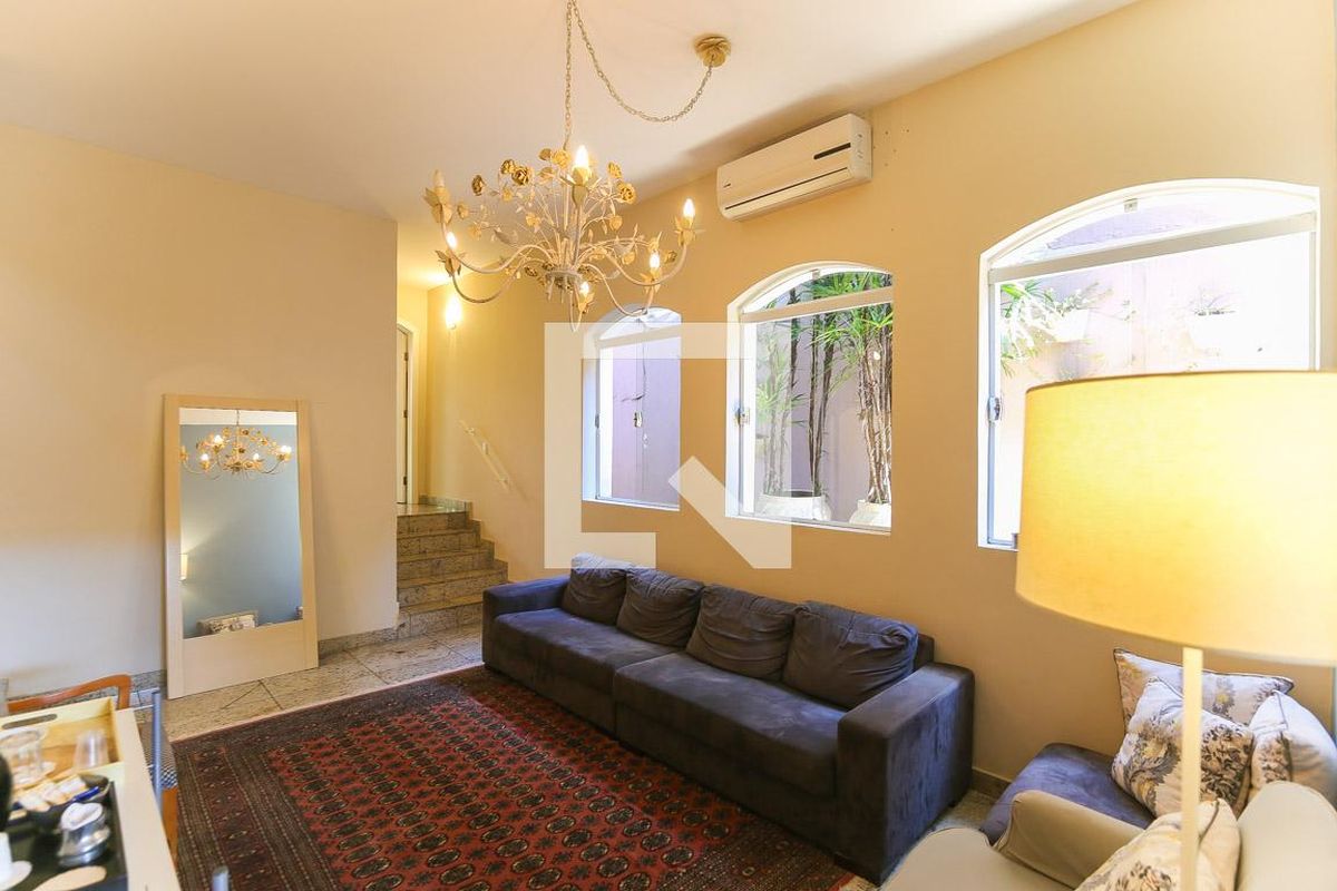 Casa, 4 quartos, 315 m² - Foto 2