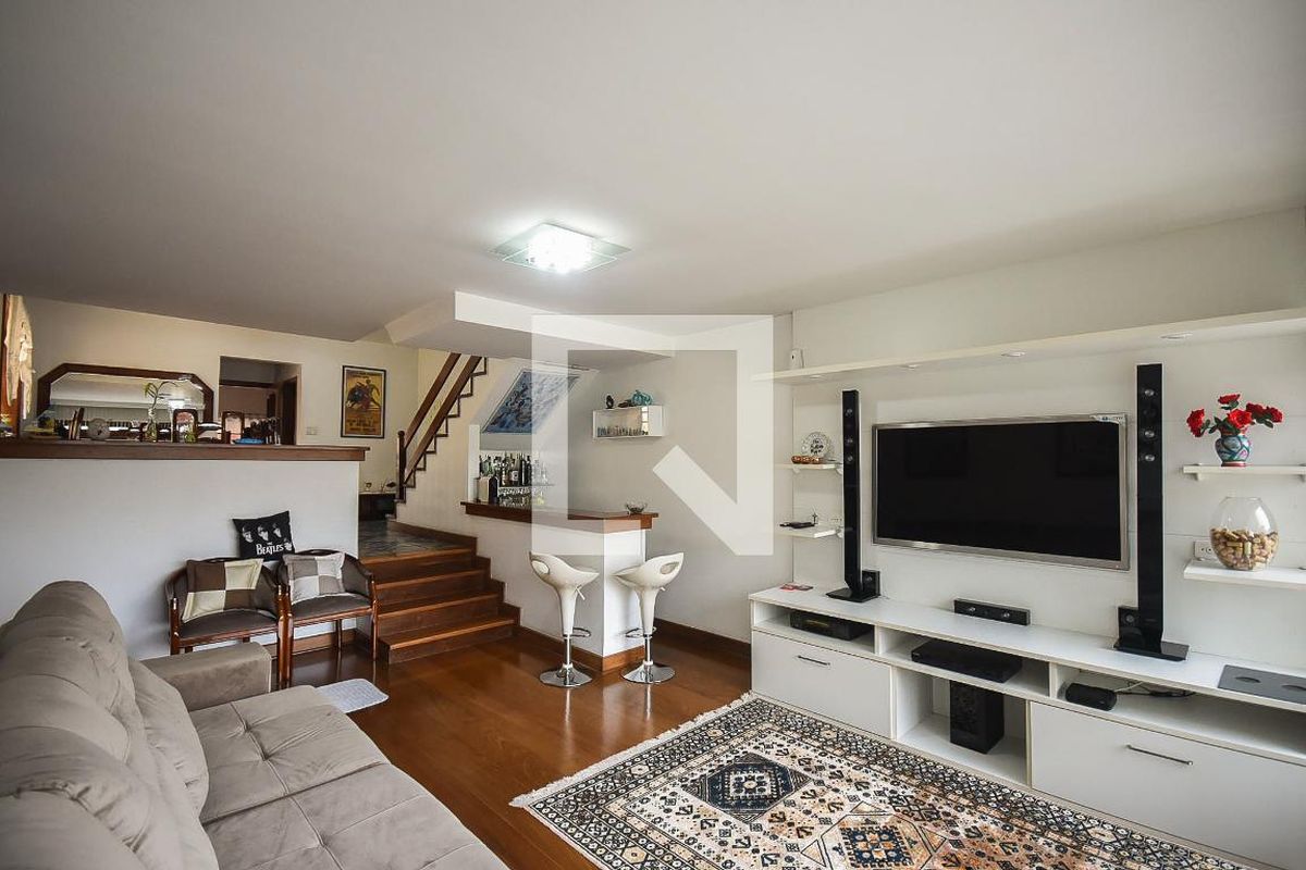 Casa, 3 quartos, 197 m² - Foto 4