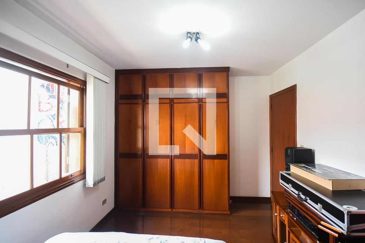 Casa, 3 quartos, 197 m² - Foto 34