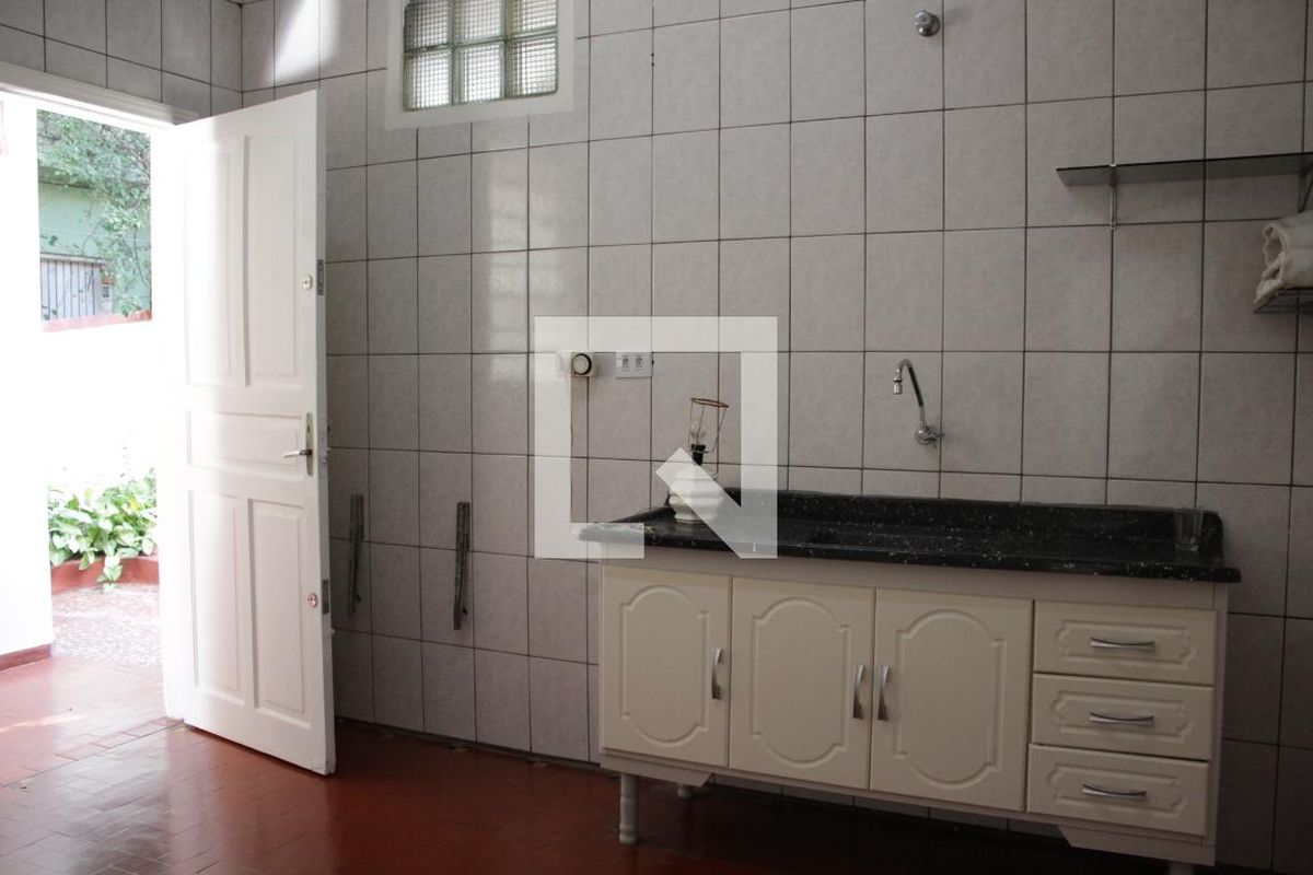 Casa, 4 quartos, 244 m² - Foto 44