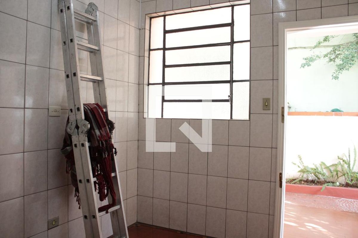 Casa, 4 quartos, 244 m² - Foto 52