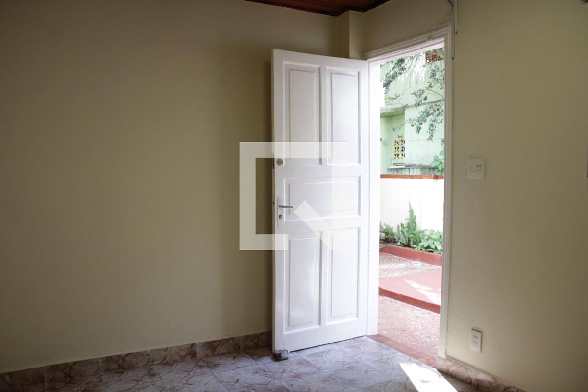 Casa, 4 quartos, 244 m² - Foto 64