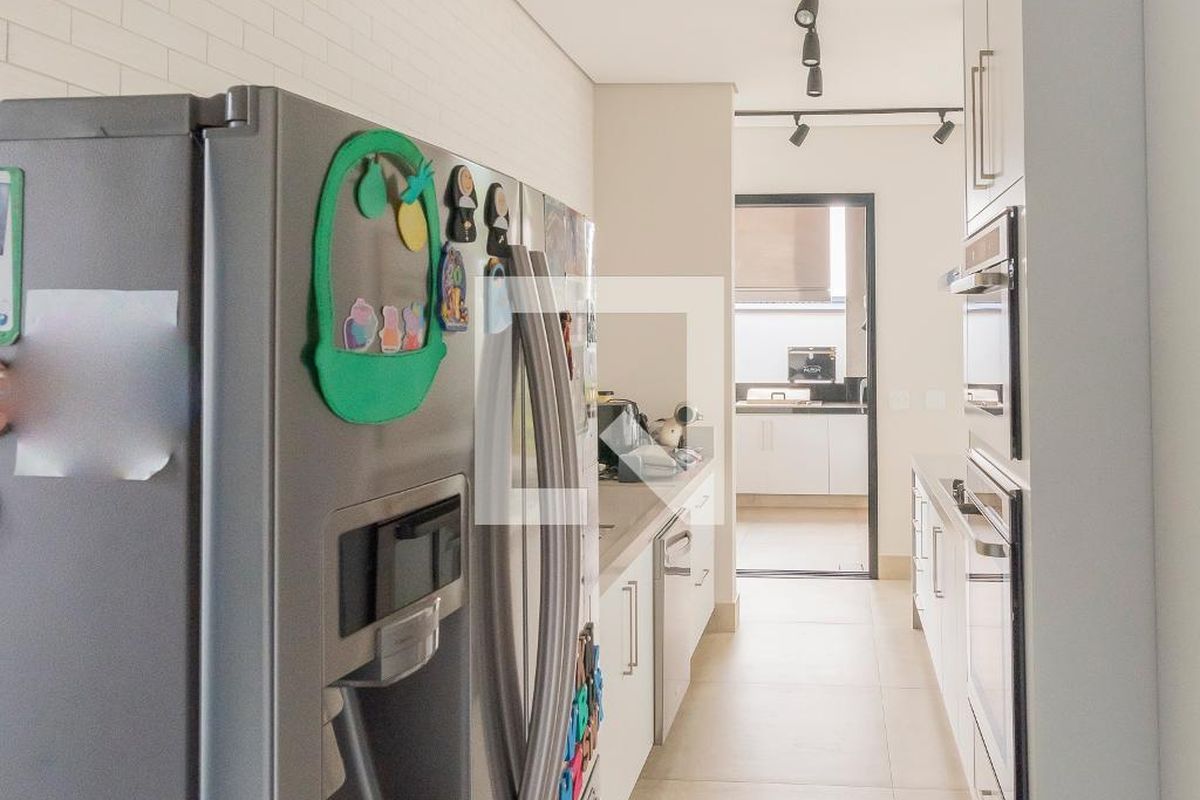 Casa à Venda - Swiss Park, 3 Quartos,  194 m2 em , Campinas - sp | SoloBR