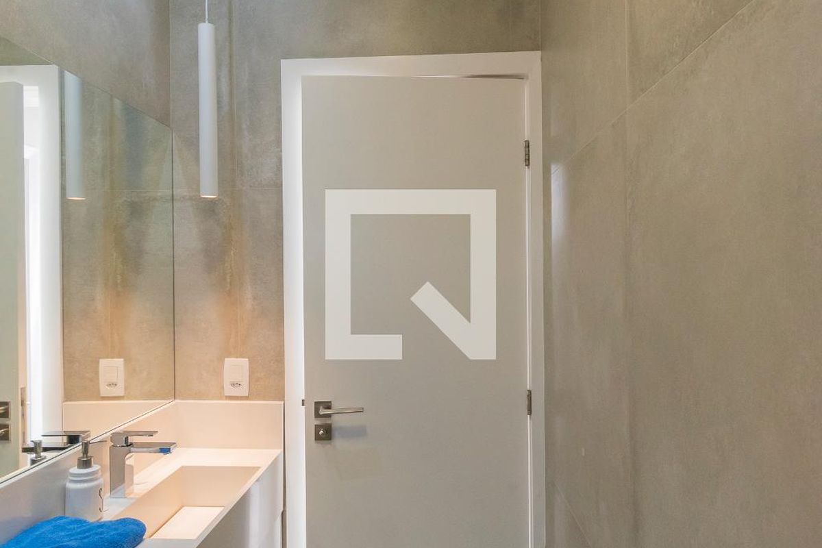 Casa à Venda - Swiss Park, 3 Quartos,  194 m2 em , Campinas - sp | SoloBR