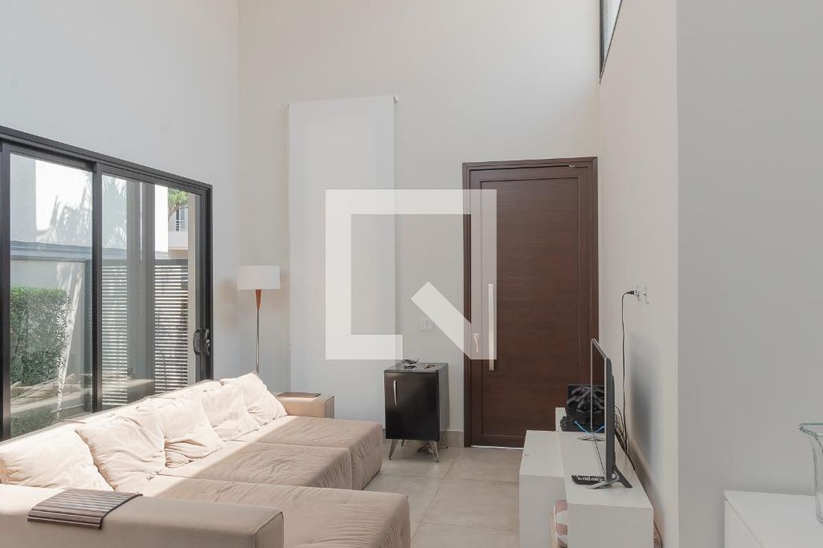 Casa à Venda - Swiss Park, 3 Quartos,  194 m2 em , Campinas - sp | SoloBR