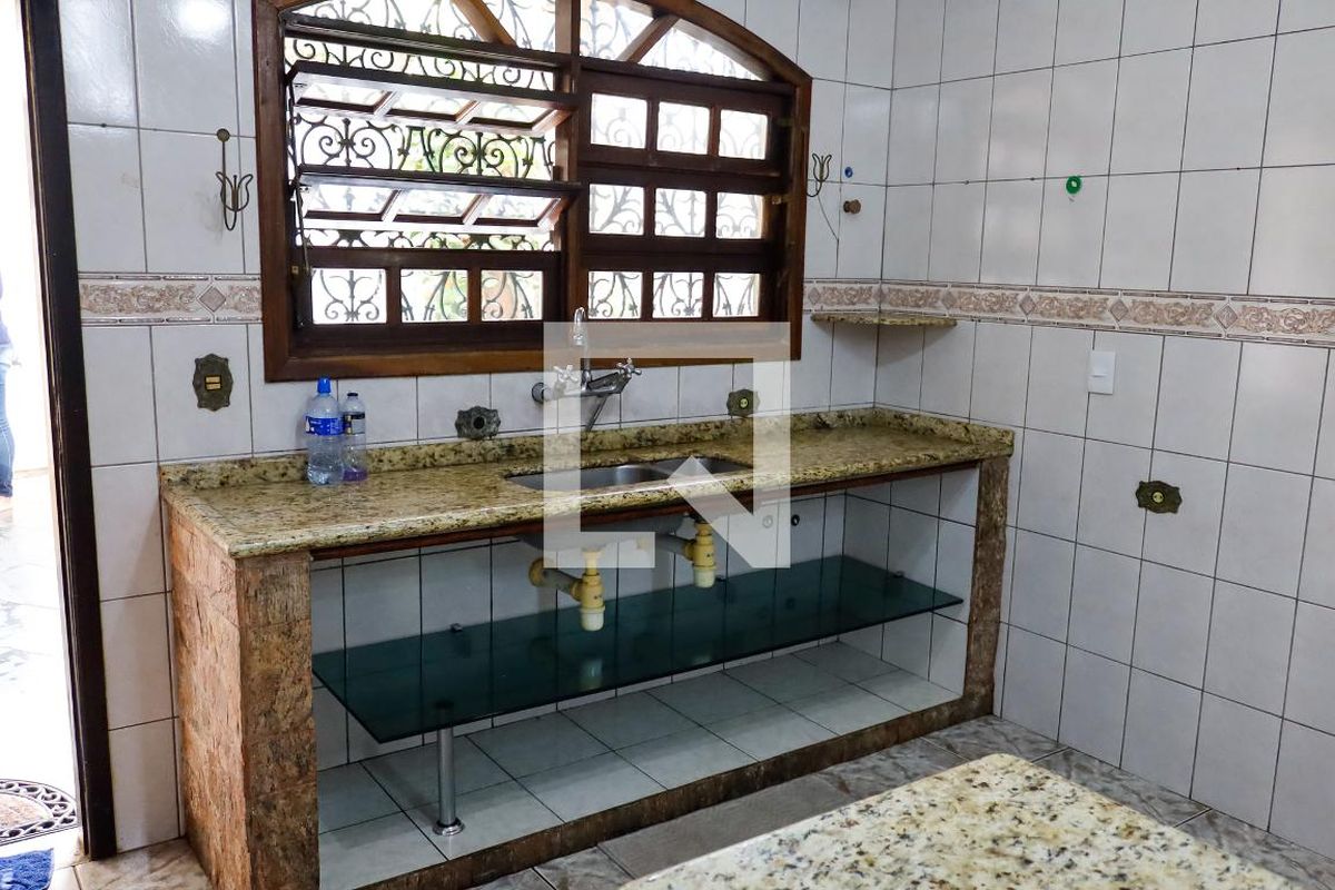 Casa, 3 quartos, 178 m² - Foto 17