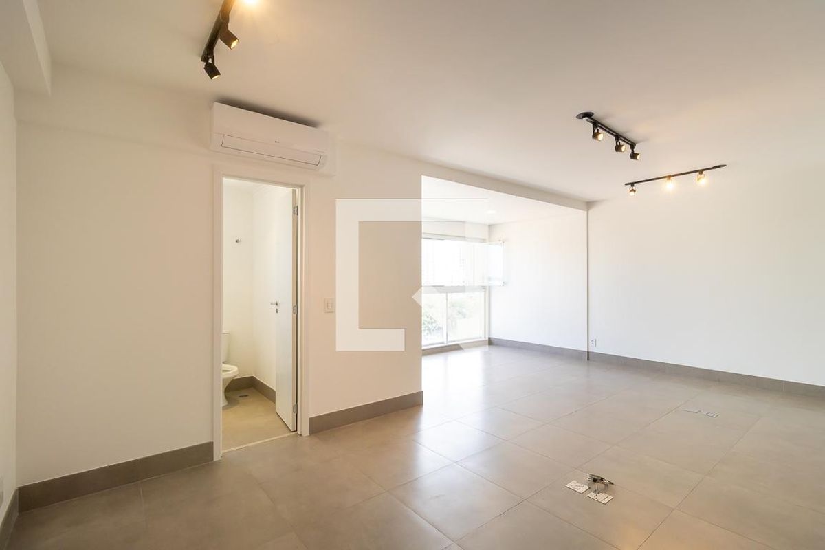 Apartamento à Venda - Bosque, 1 Quarto,  52 m2 em , Campinas - sp | SoloBR