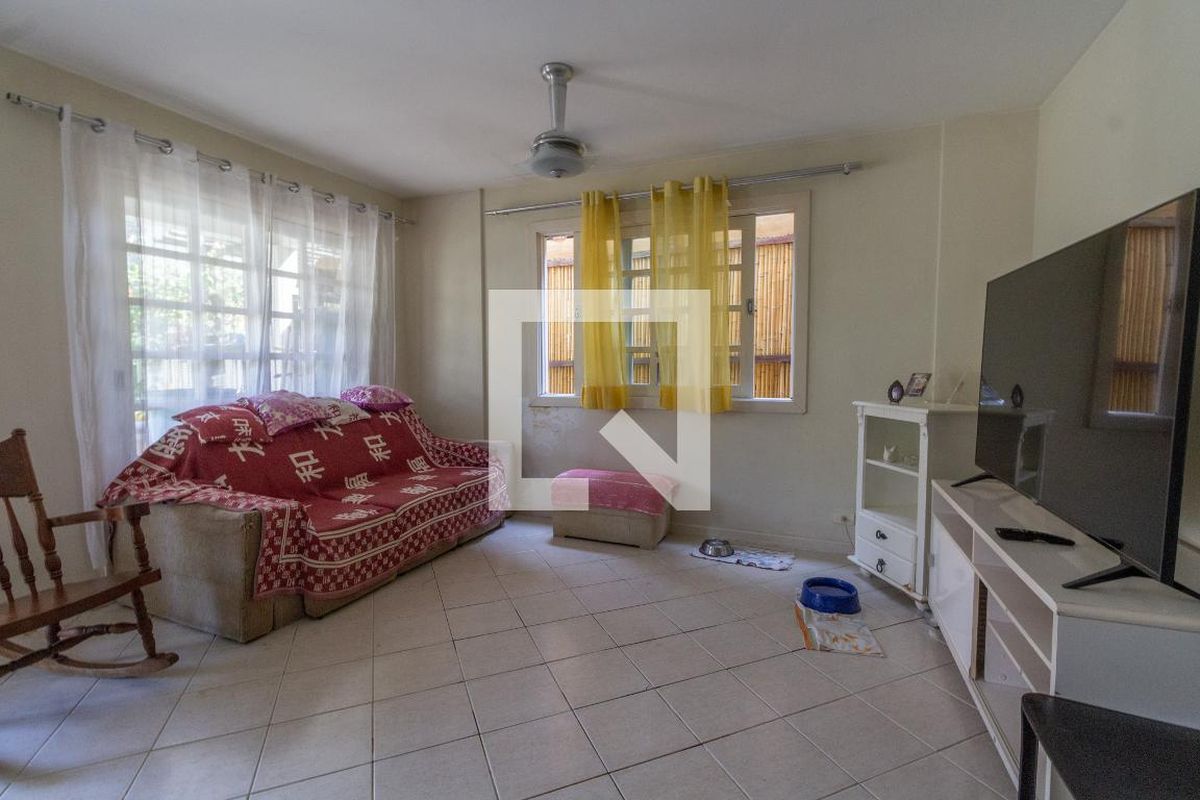 Casa, 5 quartos, 200 m² - Foto 4