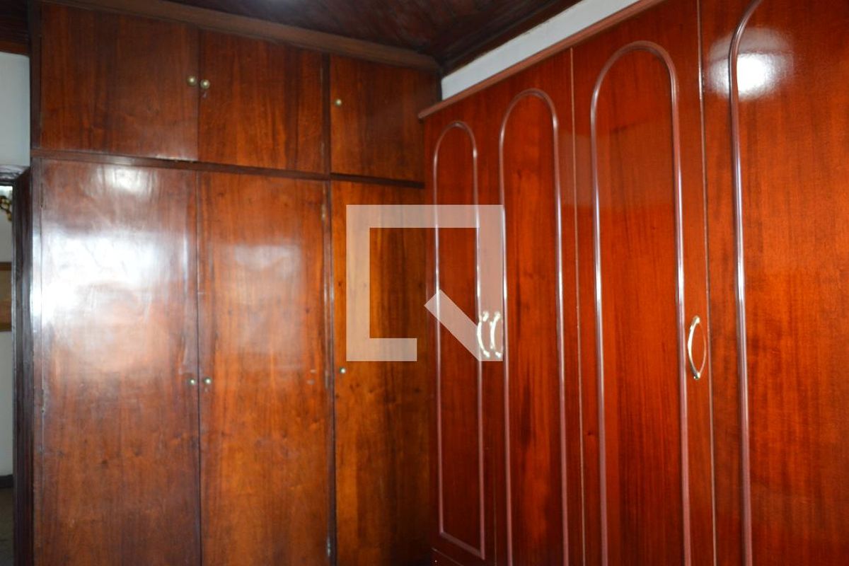 Casa, 4 quartos, 248 m² - Foto 59