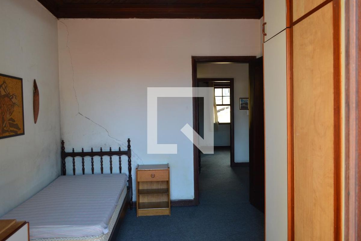 Casa, 4 quartos, 248 m² - Foto 33