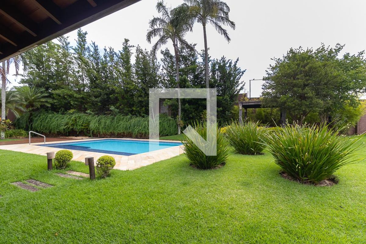 Casa à Venda - Jardim Santana, 4 Quartos,  455 m2 em , Campinas - sp | SoloBR
