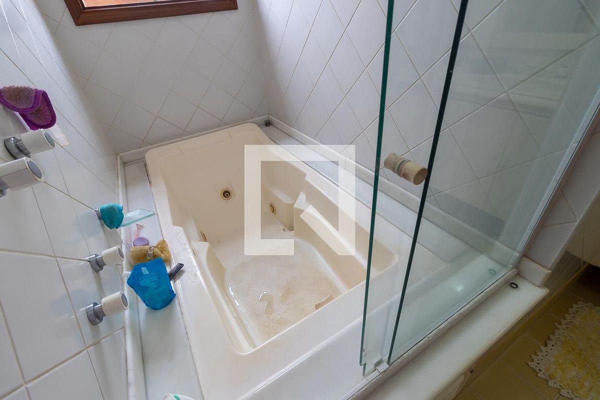 Casa à Venda - Jardim Santana, 4 Quartos,  455 m2 em , Campinas - sp | SoloBR
