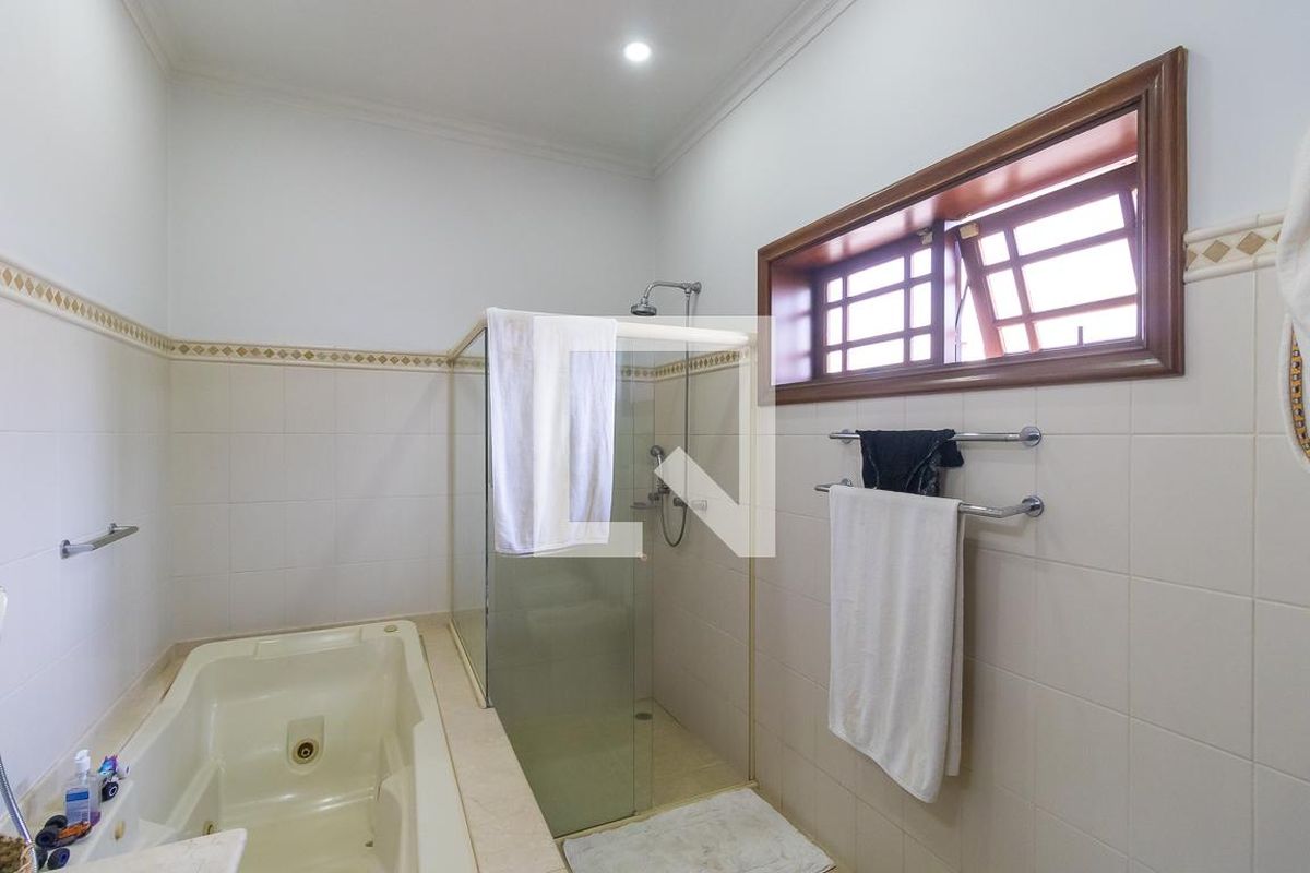 Casa à Venda - Jardim Santana, 4 Quartos,  455 m2 em , Campinas - sp | SoloBR