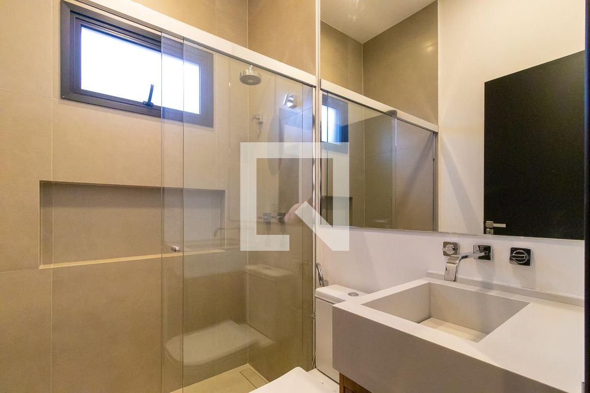 Casa à Venda - Swiss Park, 3 Quartos,  282 m2 em , Campinas - sp | SoloBR