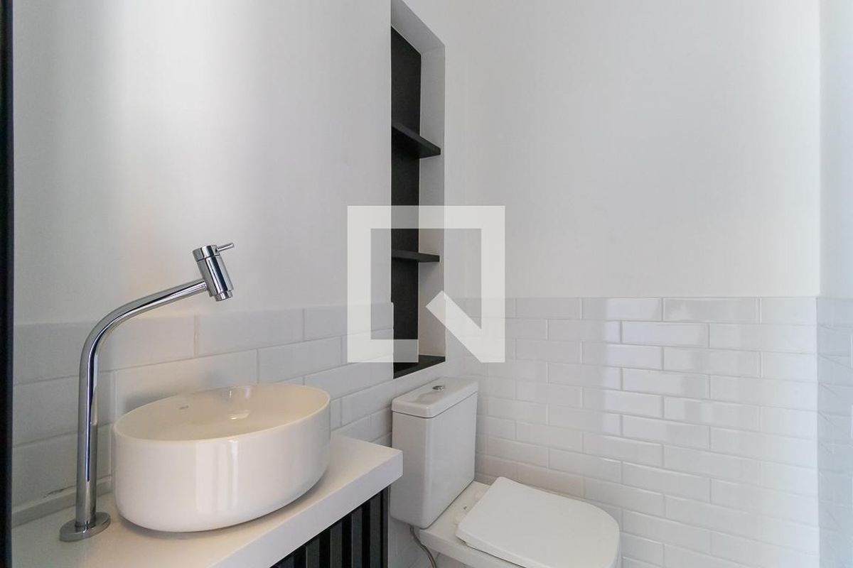 Casa à Venda - Swiss Park, 3 Quartos,  282 m2 em , Campinas - sp | SoloBR