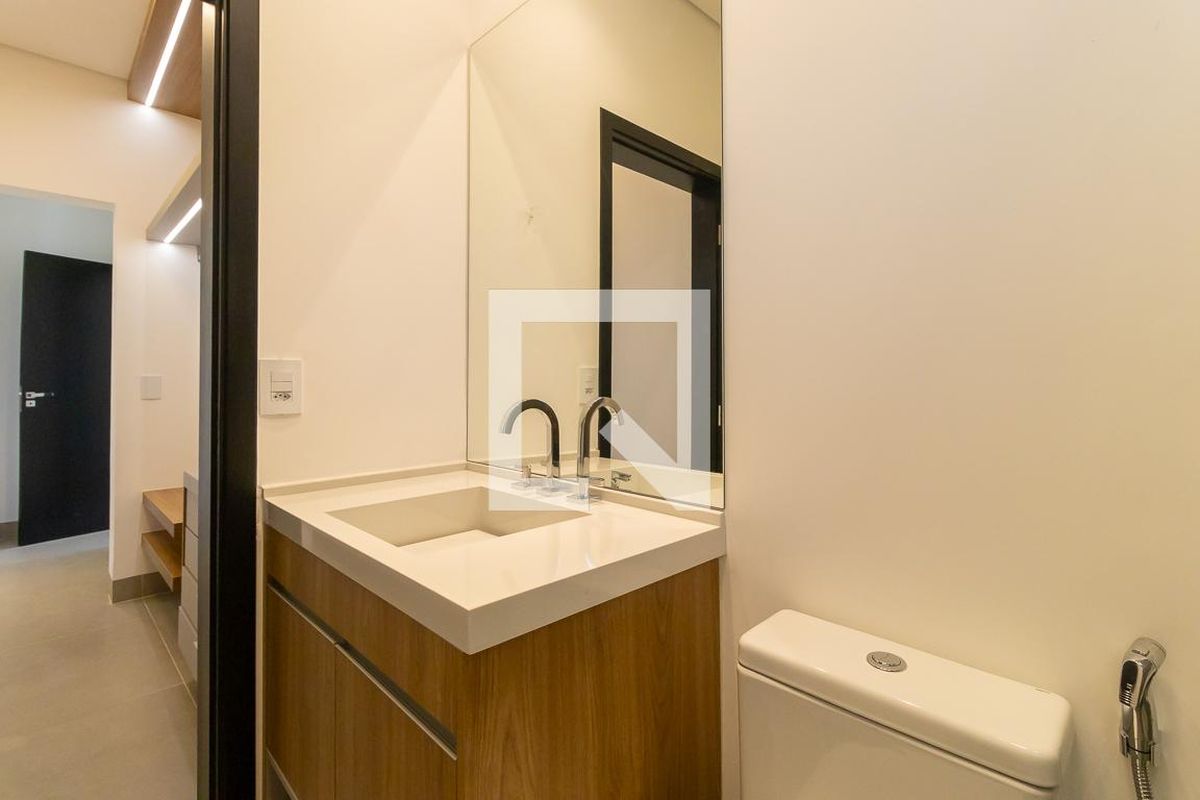 Casa à Venda - Swiss Park, 4 Quartos,  383 m2 em , Campinas - sp | SoloBR