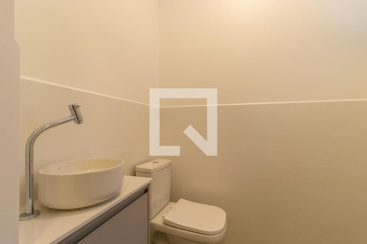 Casa à Venda - Swiss Park, 4 Quartos,  383 m2 em , Campinas - sp | SoloBR