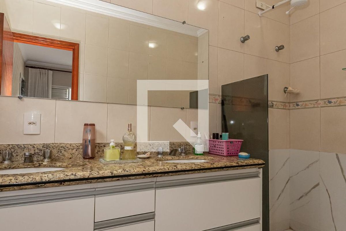 Casa à Venda - Vila Brandina, 4 Quartos,  115 m2 em , Campinas - sp | SoloBR