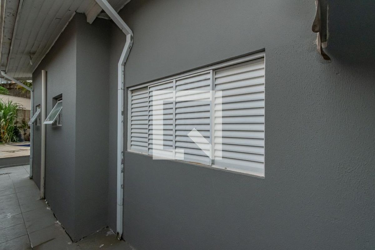 Casa à Venda - Vila Brandina, 4 Quartos,  115 m2 em , Campinas - sp | SoloBR