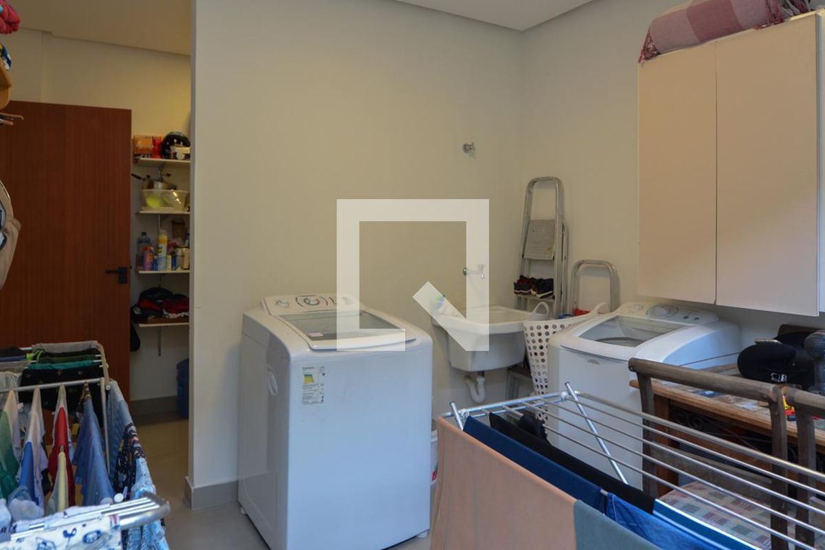 Casa, 5 quartos, 300 m² - Foto 154